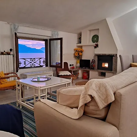 La Finestra Sul * Domaso