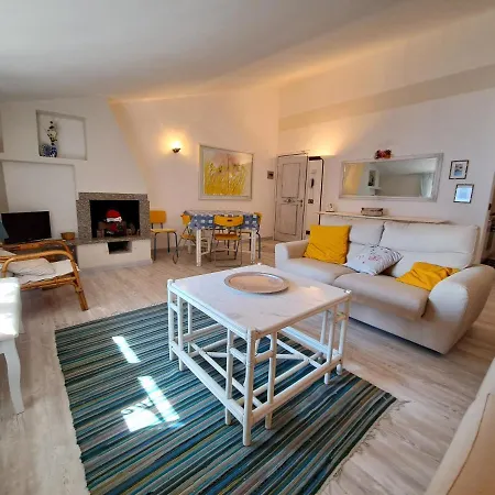 Apartamento La Finestra Sul *