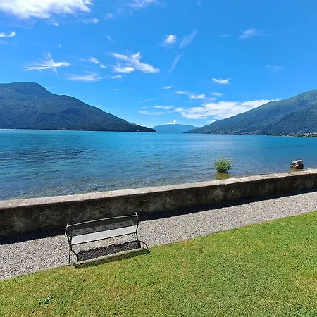 Lägenhet La Finestra Sul Domaso