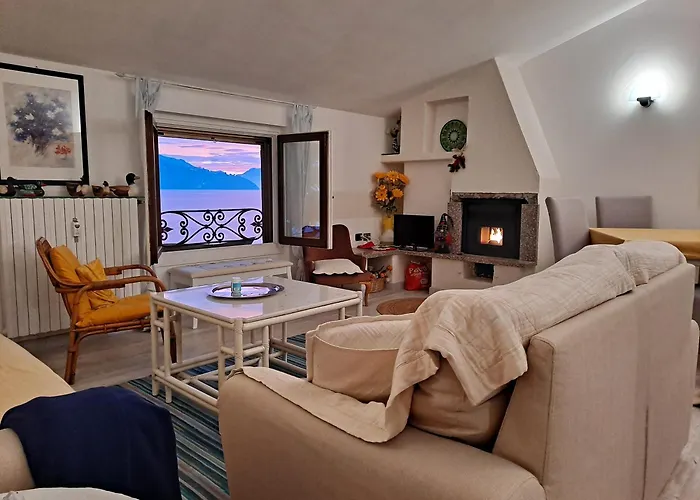 La Finestra Sul * ドマーゾ