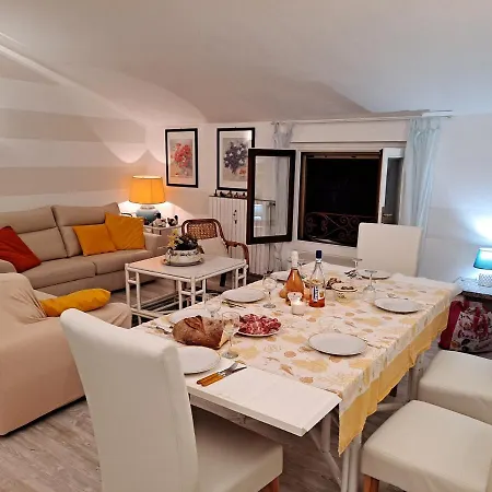 La Finestra Sul Apartment *